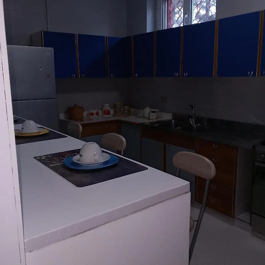 Wendy House Apartament Bari Couette-café