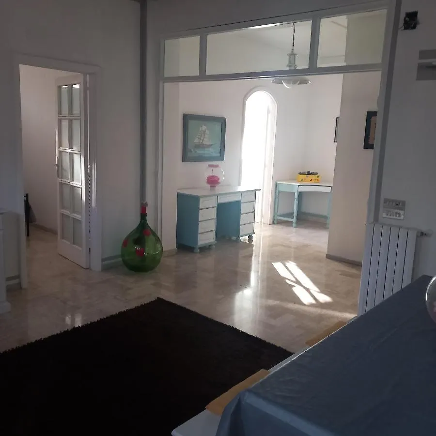 Wendy House Apartament Bari Italie